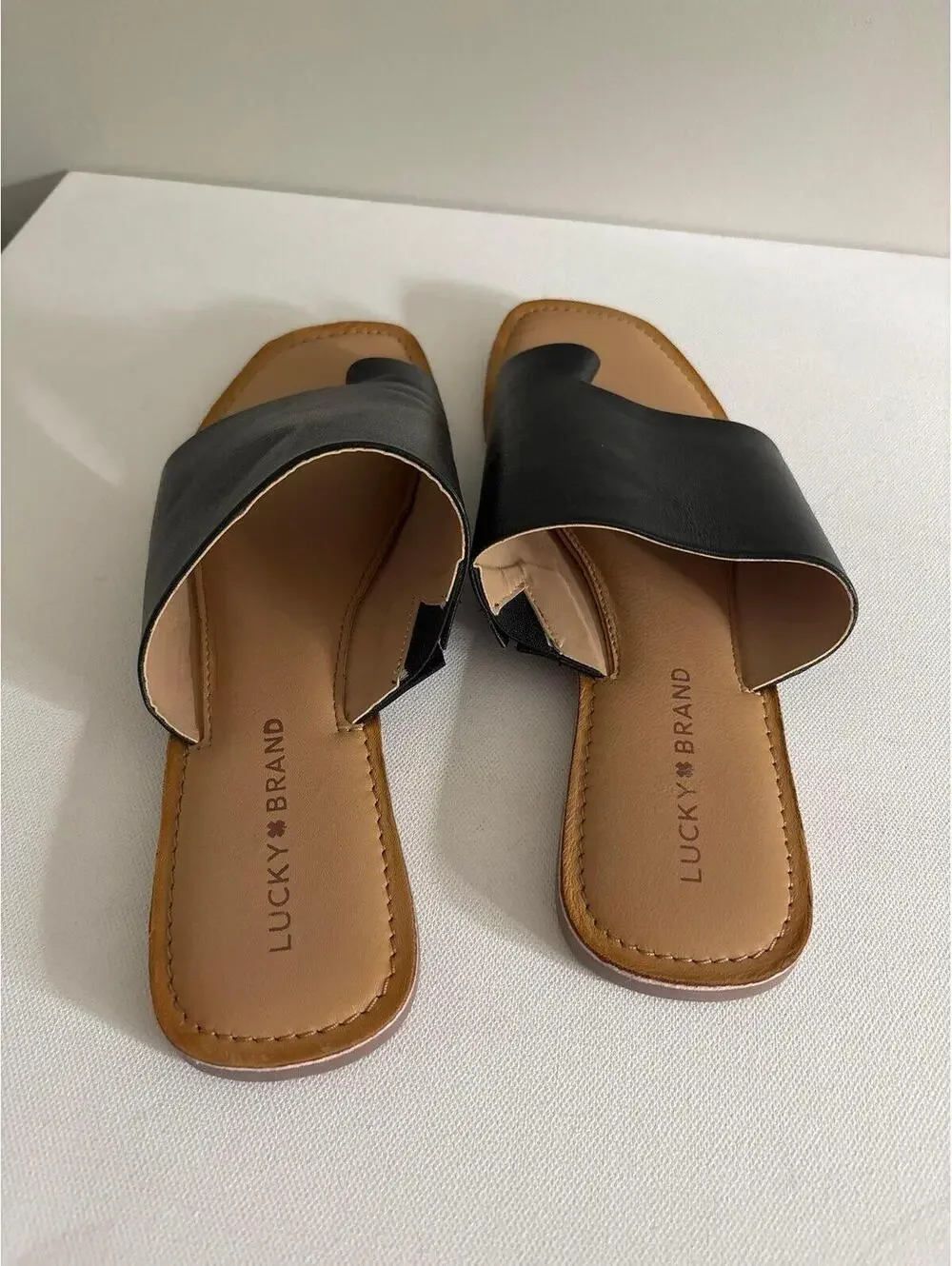 Lucky Brand Vayleri Toe Ring Slide Sandals 10